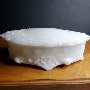 Vintage Opalite Milk Glass Trinket Box.